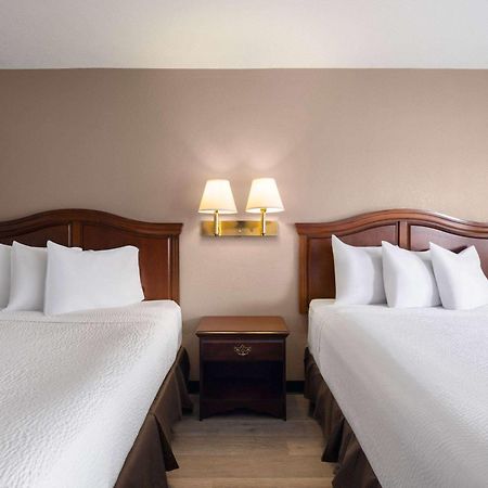 Travelodge By Wyndham Tucson Az Cortaro Exterior photo
