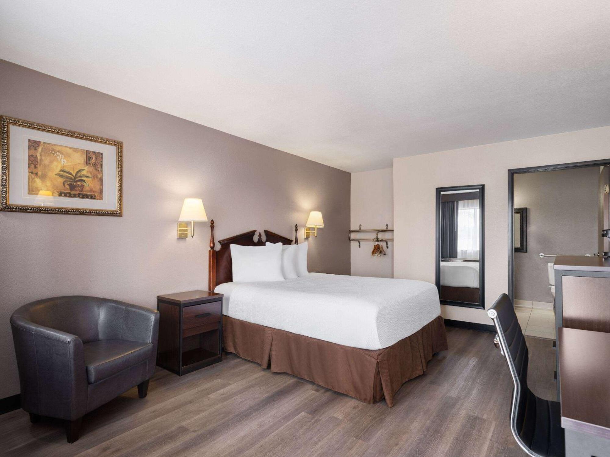 Travelodge By Wyndham Tucson Az Cortaro Exterior photo