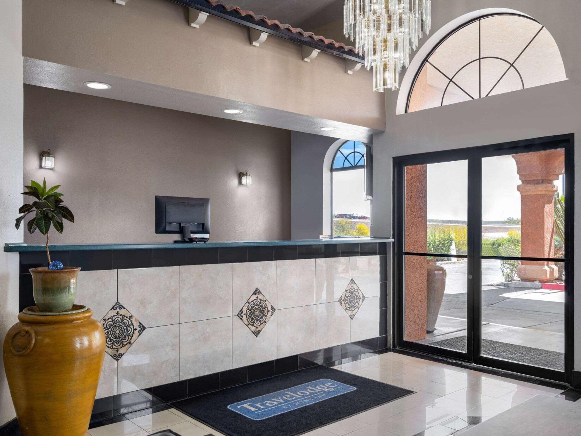 Travelodge By Wyndham Tucson Az Cortaro Exterior photo