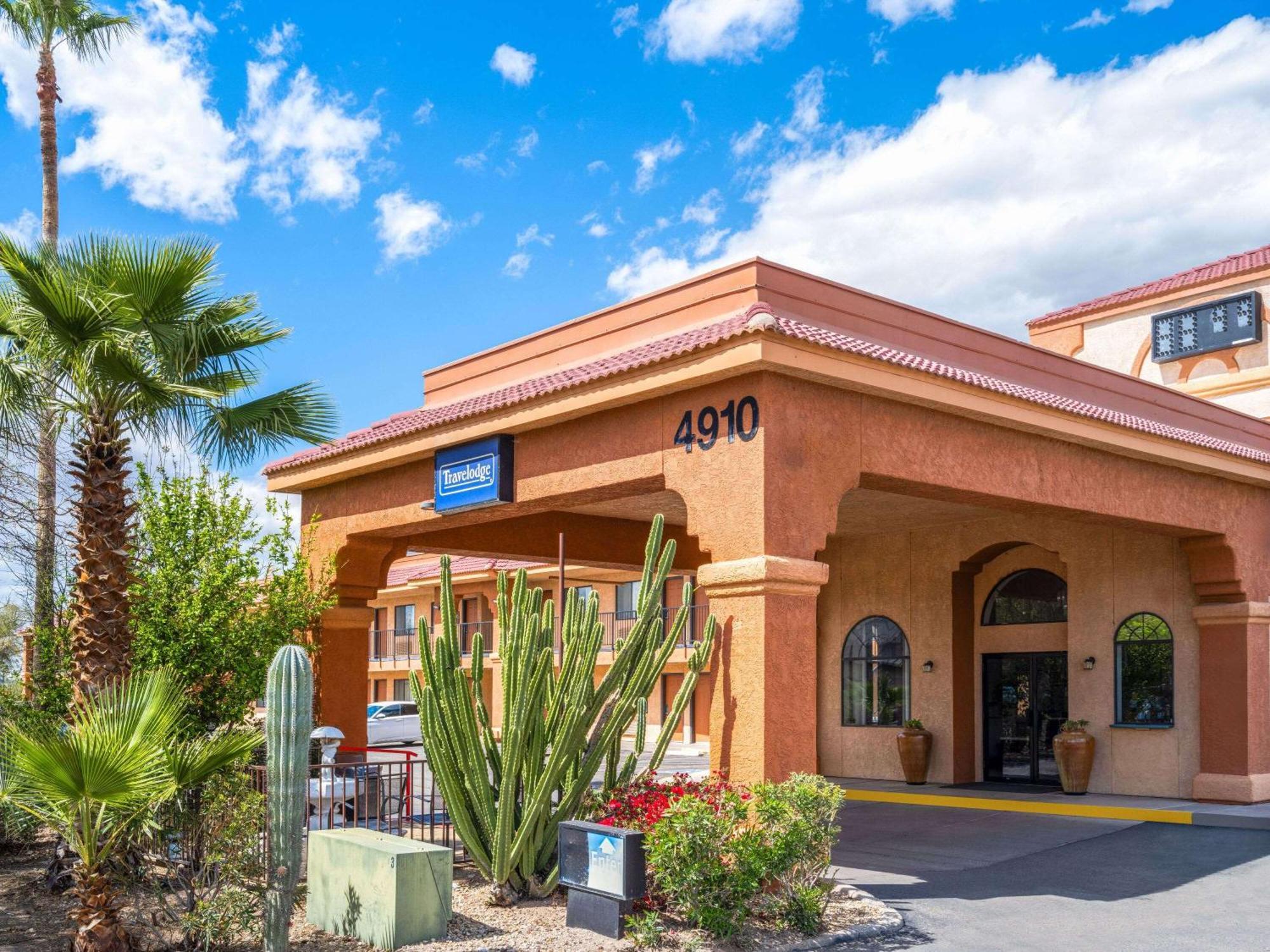 Travelodge By Wyndham Tucson Az Cortaro Exterior photo
